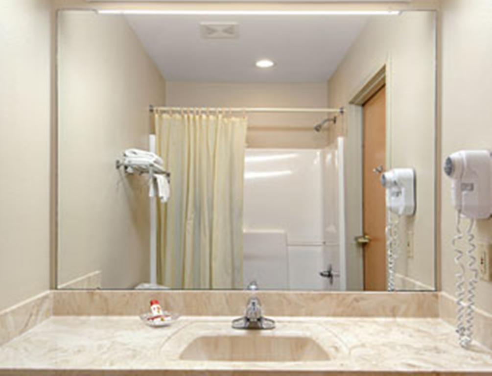 スーパー 8 パスカグーラモーテル 部屋 写真